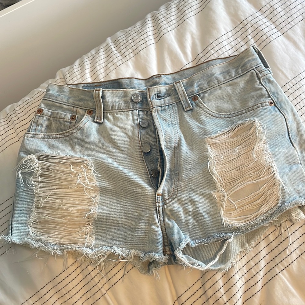 Vintage Levi’s shorts